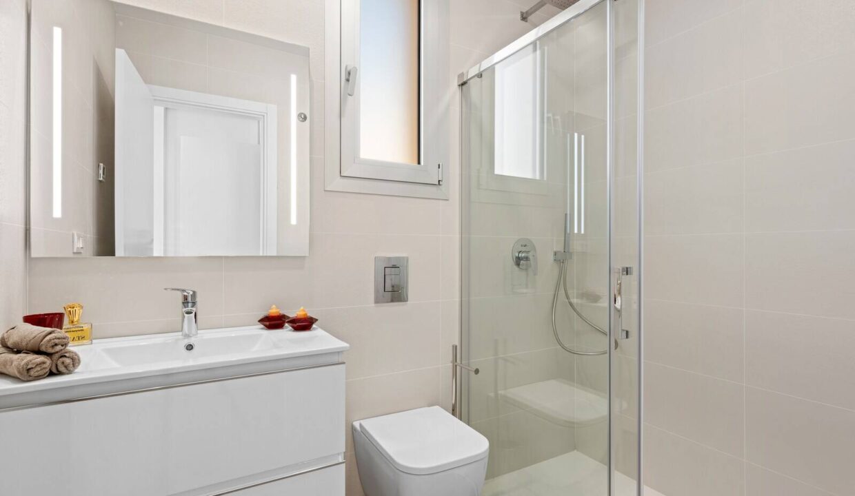 alc-0692-stylish-apartments-for-sale-in-playa-flamenca-orihuela-sh-36